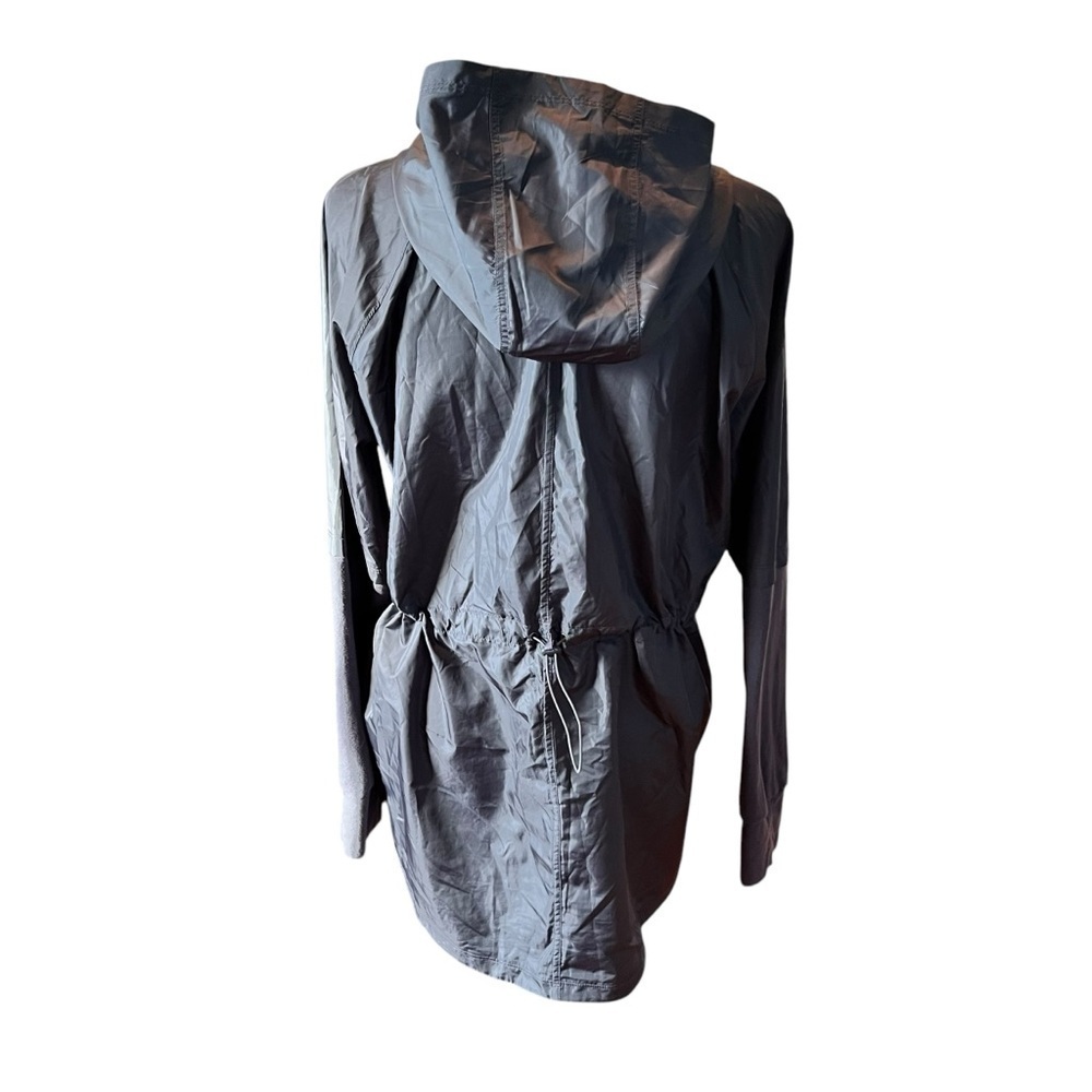 Under Armour Cross Fit Running Rain 1/2 Zip Gray Jacket woman’s SZ S - Picture 3 of 7